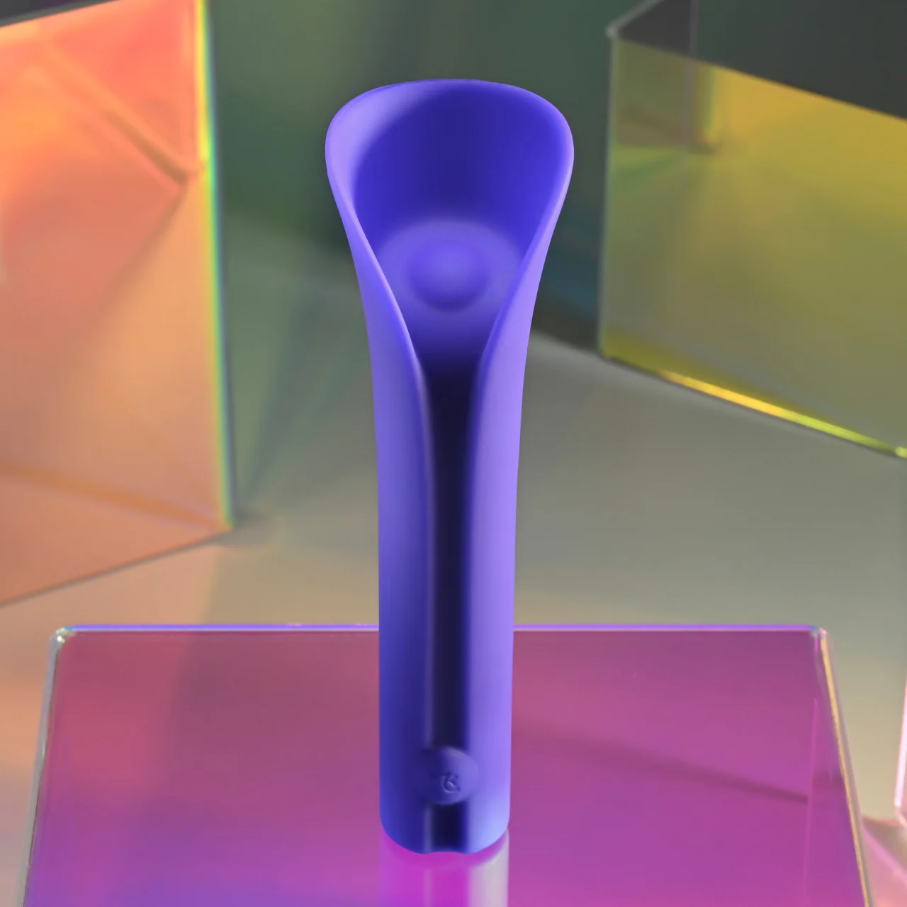 Evolved Full Coverage Silicone Clitoral Vibrator - Image 10