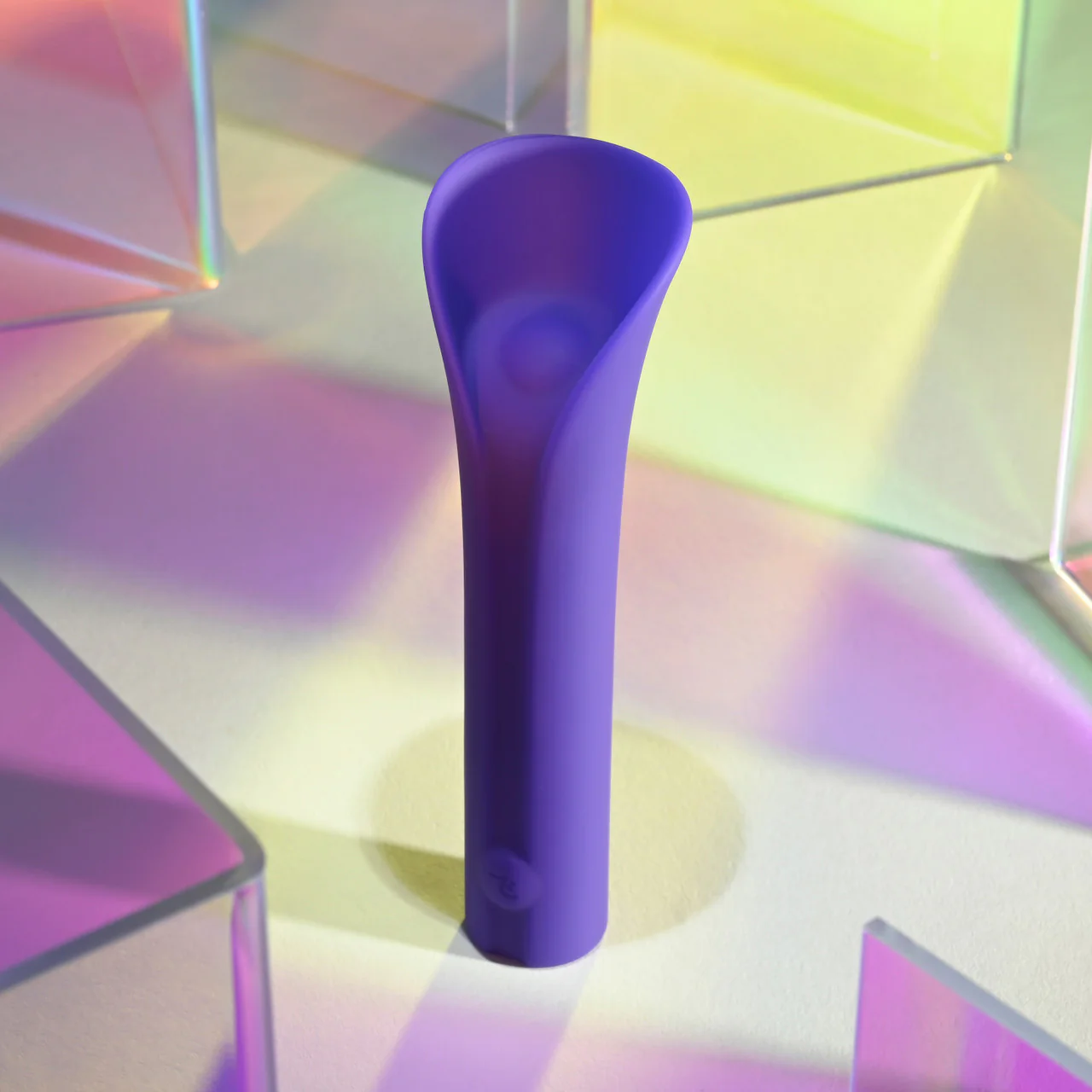 Evolved Full Coverage Silicone Clitoral Vibrator - Image 11