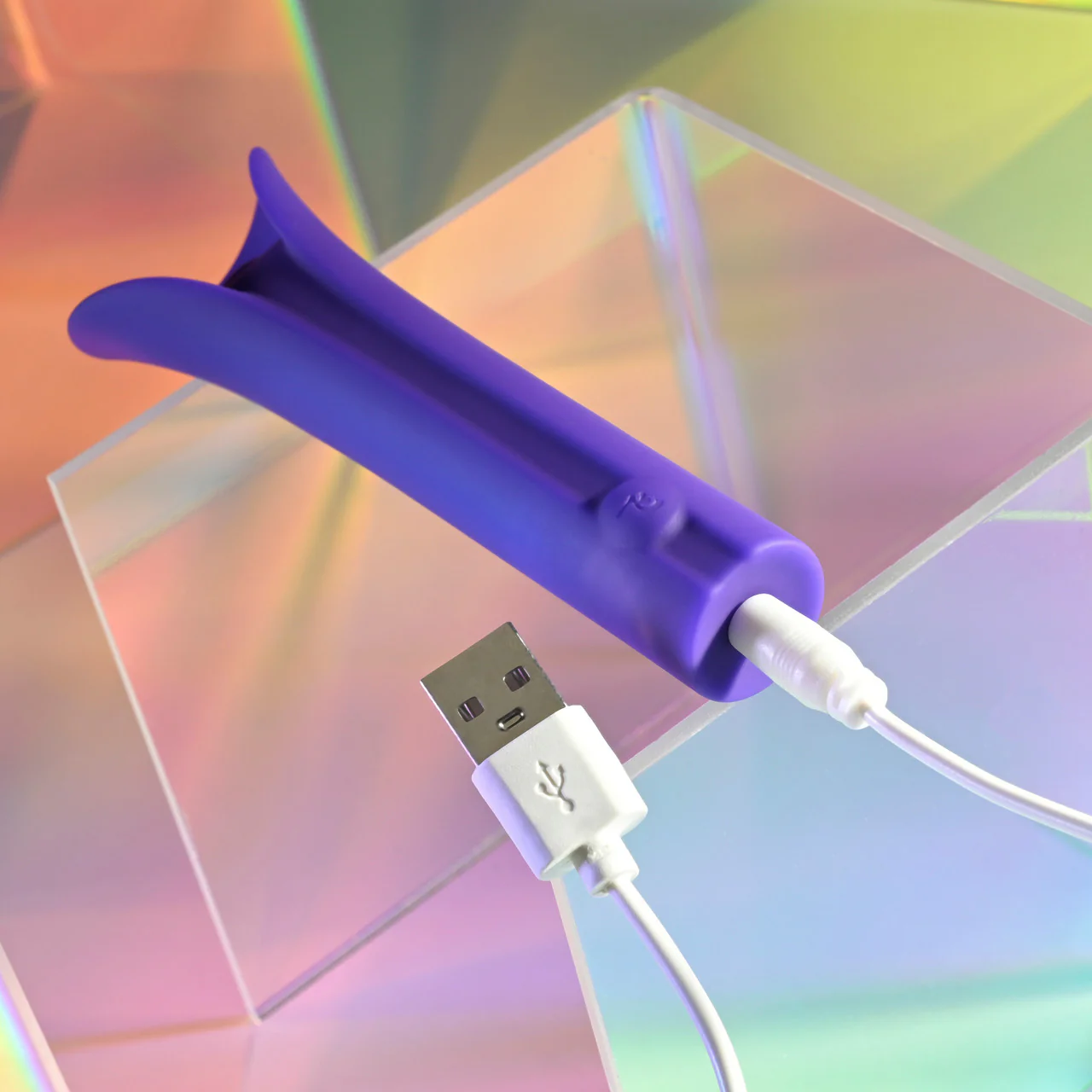 Evolved Full Coverage Silicone Clitoral Vibrator - Image 13