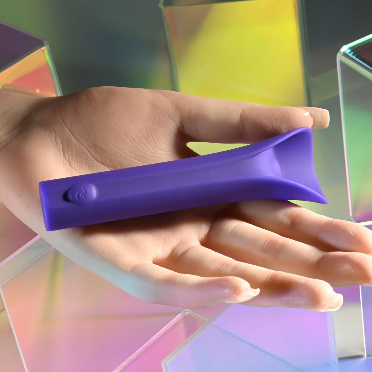 Evolved Full Coverage Silicone Clitoral Vibrator - Image 15