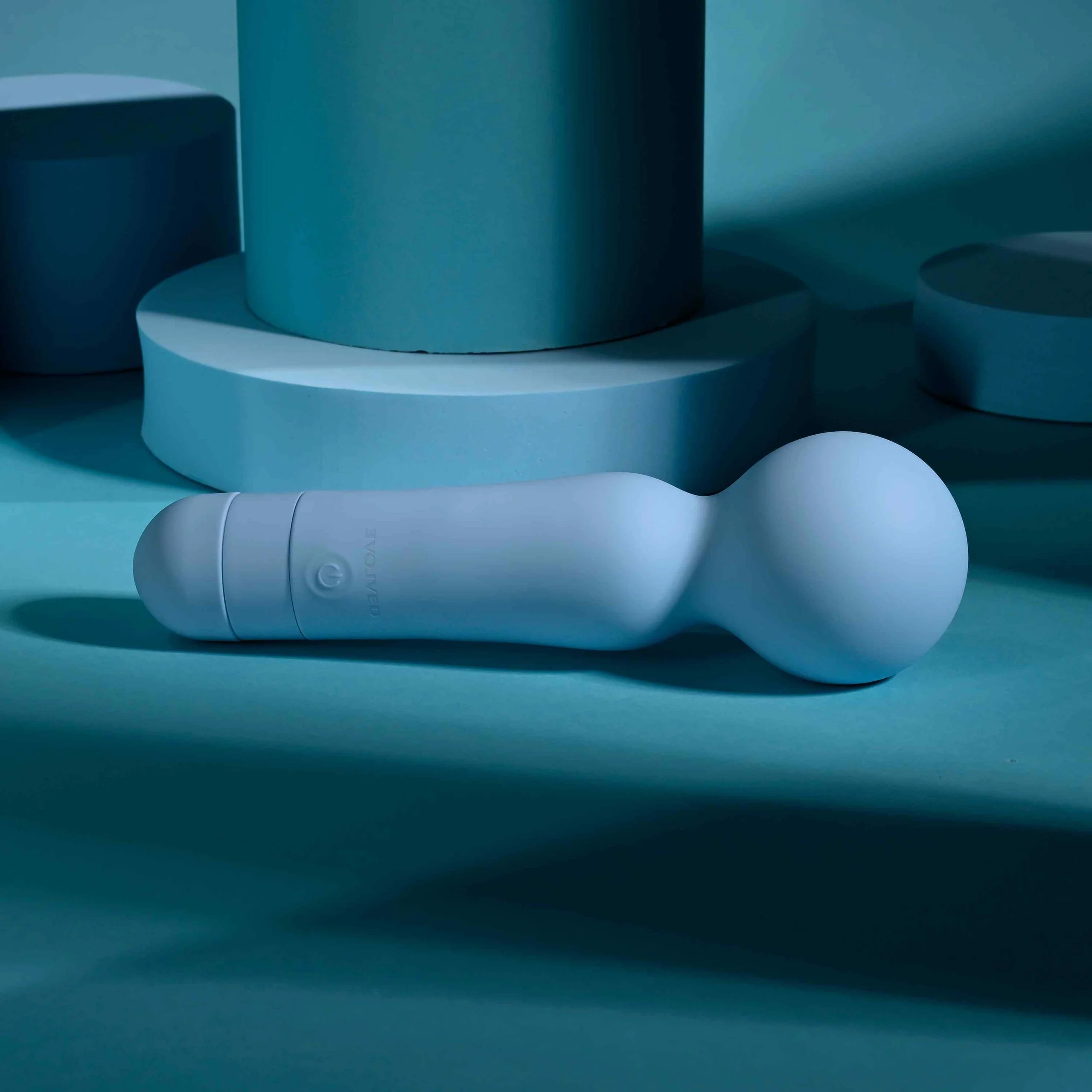 Evolved IRIS Wand Vibrator - Image 8