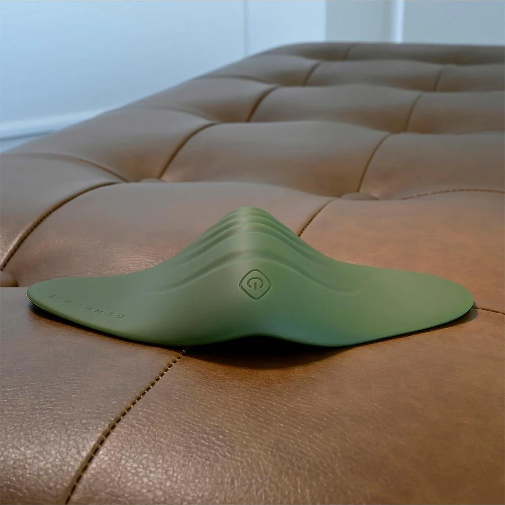 Gender X Pleasure Pad Rechargeable Silicone Clitoral Vibrator - Image 7