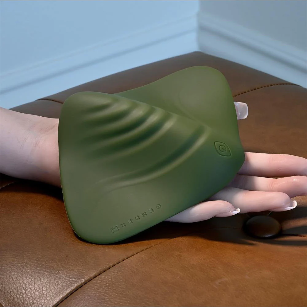Gender X Pleasure Pad Rechargeable Silicone Clitoral Vibrator - Image 8