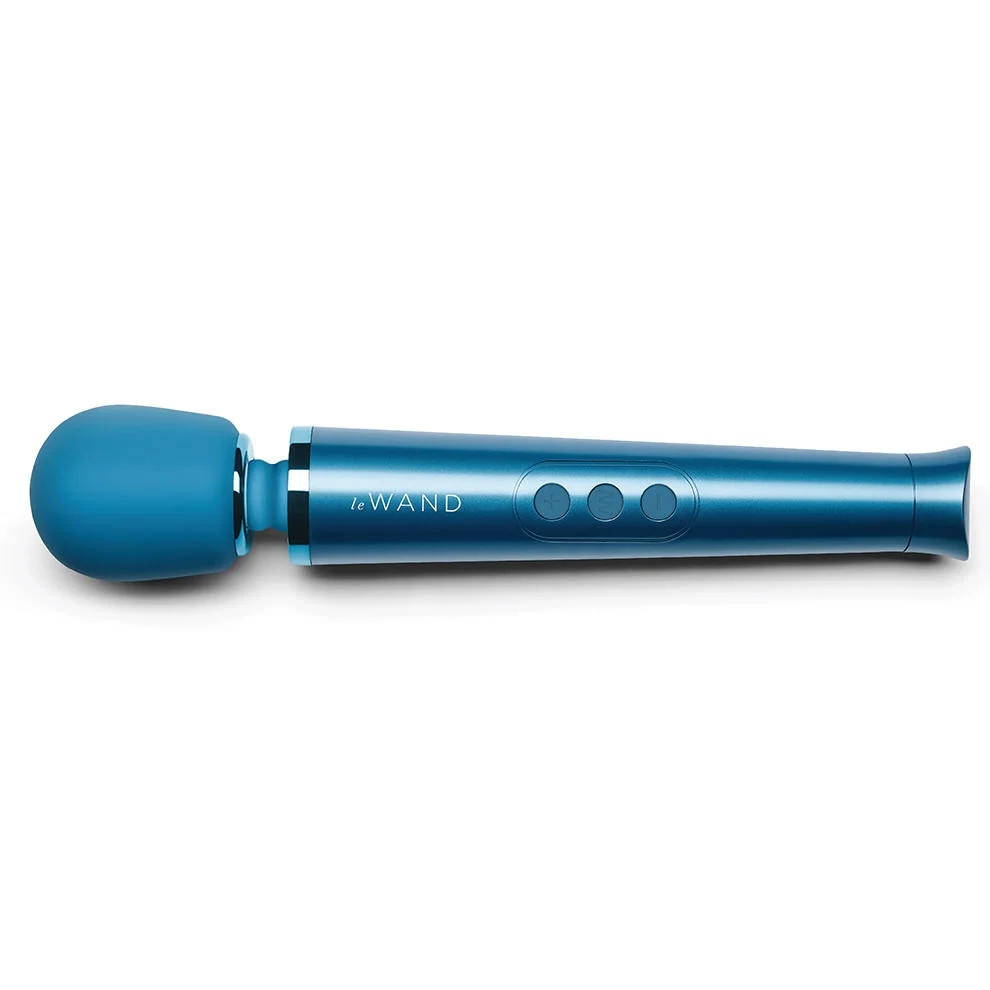 Le Wand Petite Rechargable Massager Blue - Image 2
