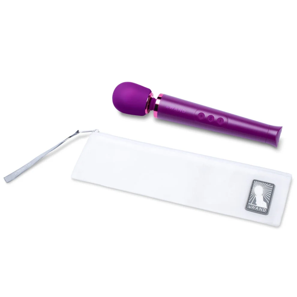 Le Wand Petite Rechargable Massager Dark Cherry - Image 5