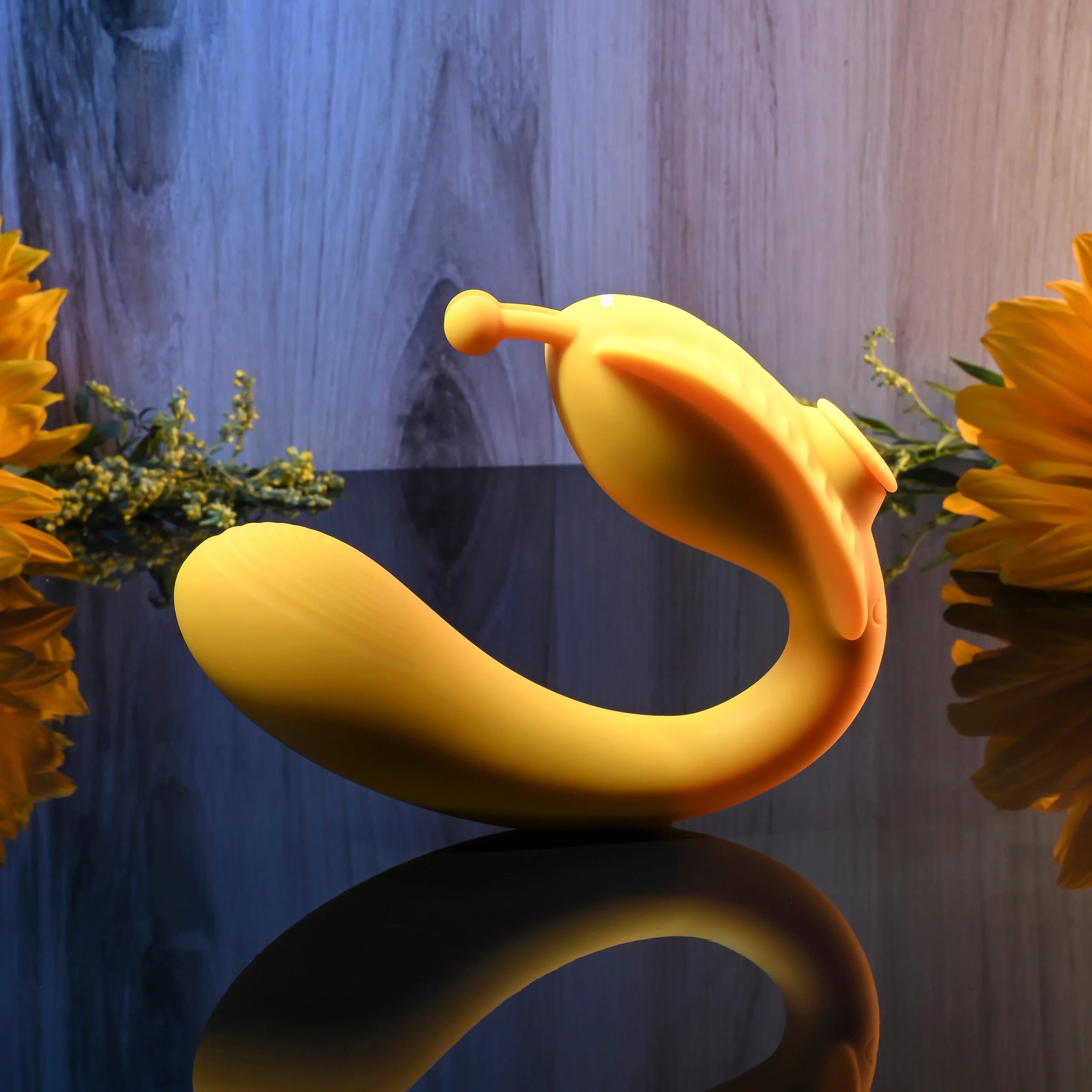 Evolved The Monarch Triple Shaft Strapless Strap-On Vibrator - Image 7